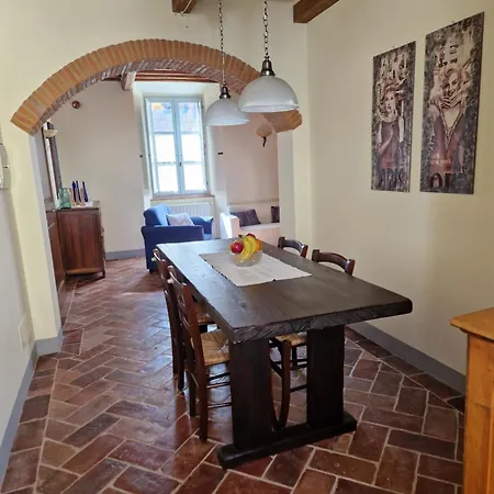 Roma 88 Apartment *